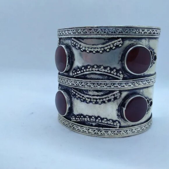 Single Afghan Kuchi Cuff Bracelet: Tribal Boho Statement Jewelry - Picture 6 of 8